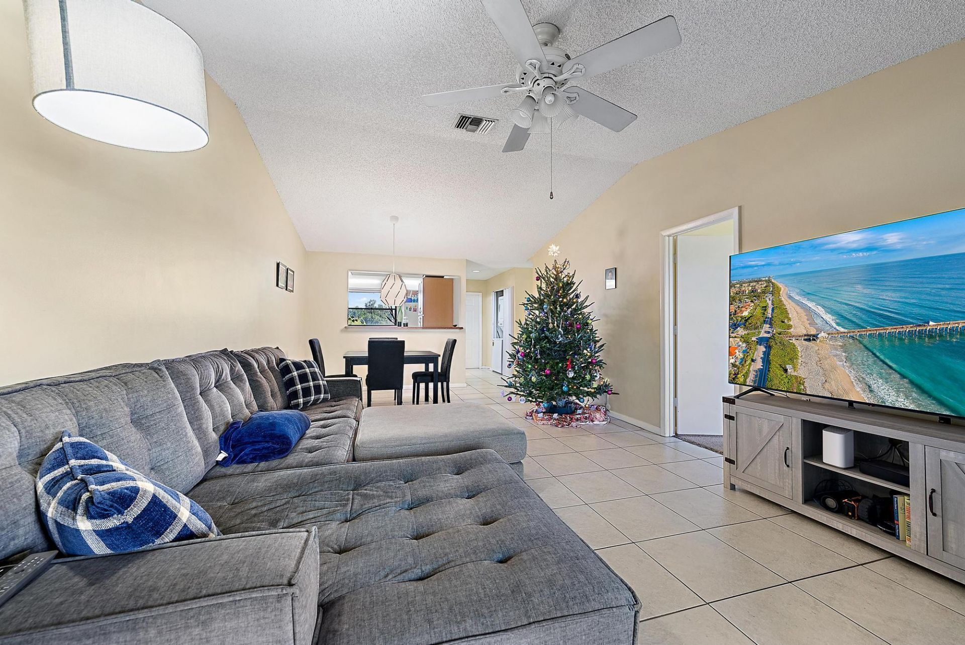 1271 SE Parkview Place, Unit H11, Stuart, FL 34994 Photo