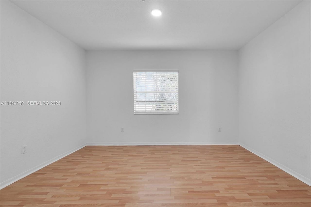 5670 NW 116th Ave, Unit 219, Doral, FL 33178 Photo