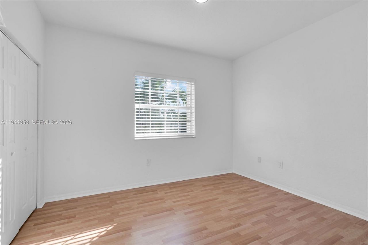 5670 NW 116th Ave, Unit 219, Doral, FL 33178 Photo