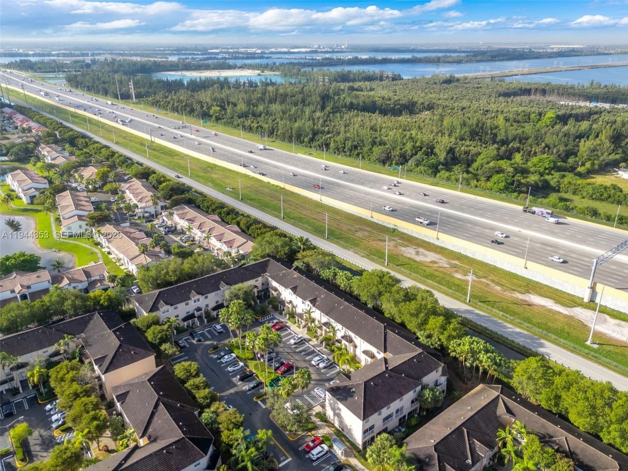 5670 NW 116th Ave, Unit 219, Doral, FL 33178 Photo