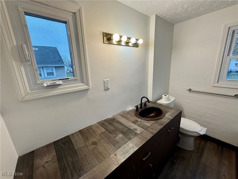 846 Lee Drive, Akron, OH 44305 Photo 14