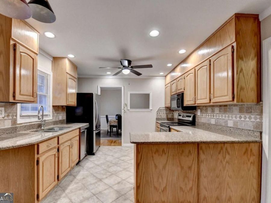 Property Image 16