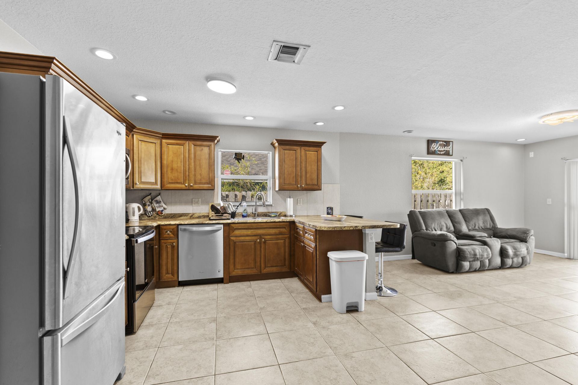 850 Dr Martin Luther King Jr Blvd Boulevard, Riviera Beach, FL 33404 Photo