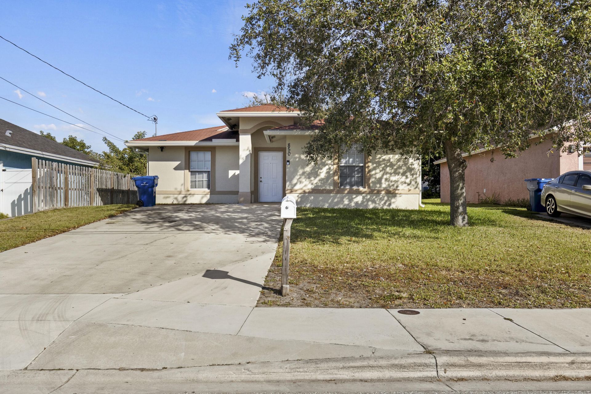 850 Dr Martin Luther King Jr Blvd Boulevard, Riviera Beach, FL 33404 Photo