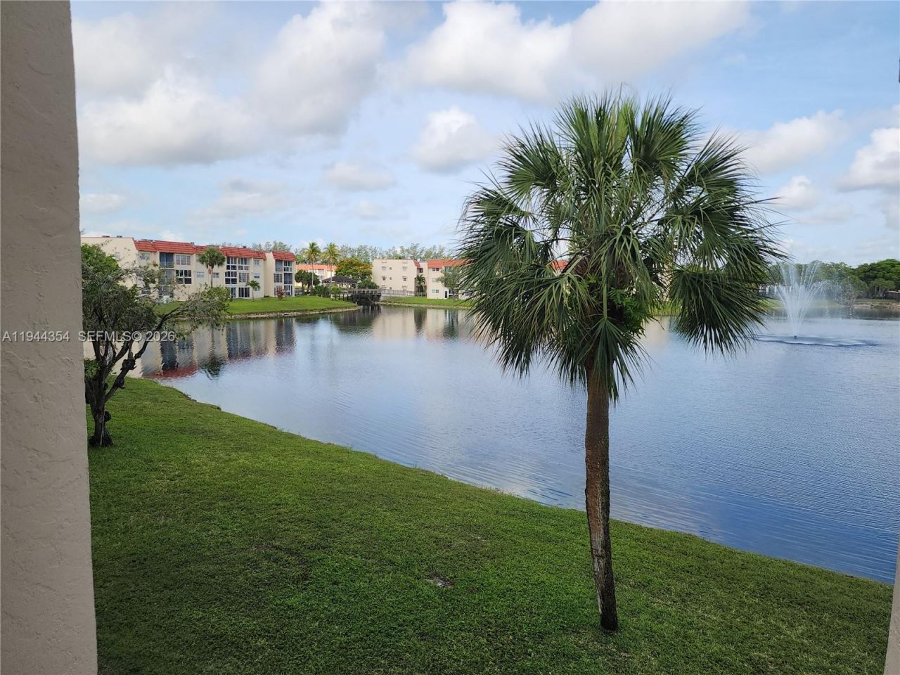 2931 E Sunrise Lakes Dr, Unit 205, Sunrise, FL 33322 Photo