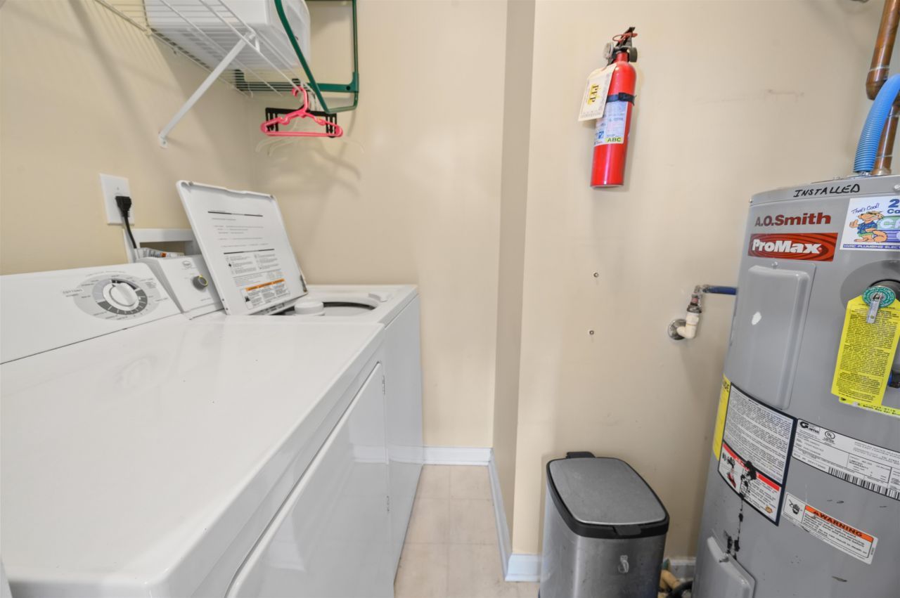 3585 Evergreen Way Photo 15