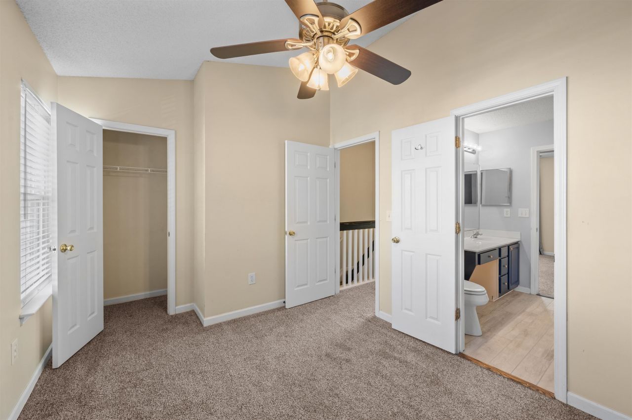 3585 Evergreen Way Photo 17