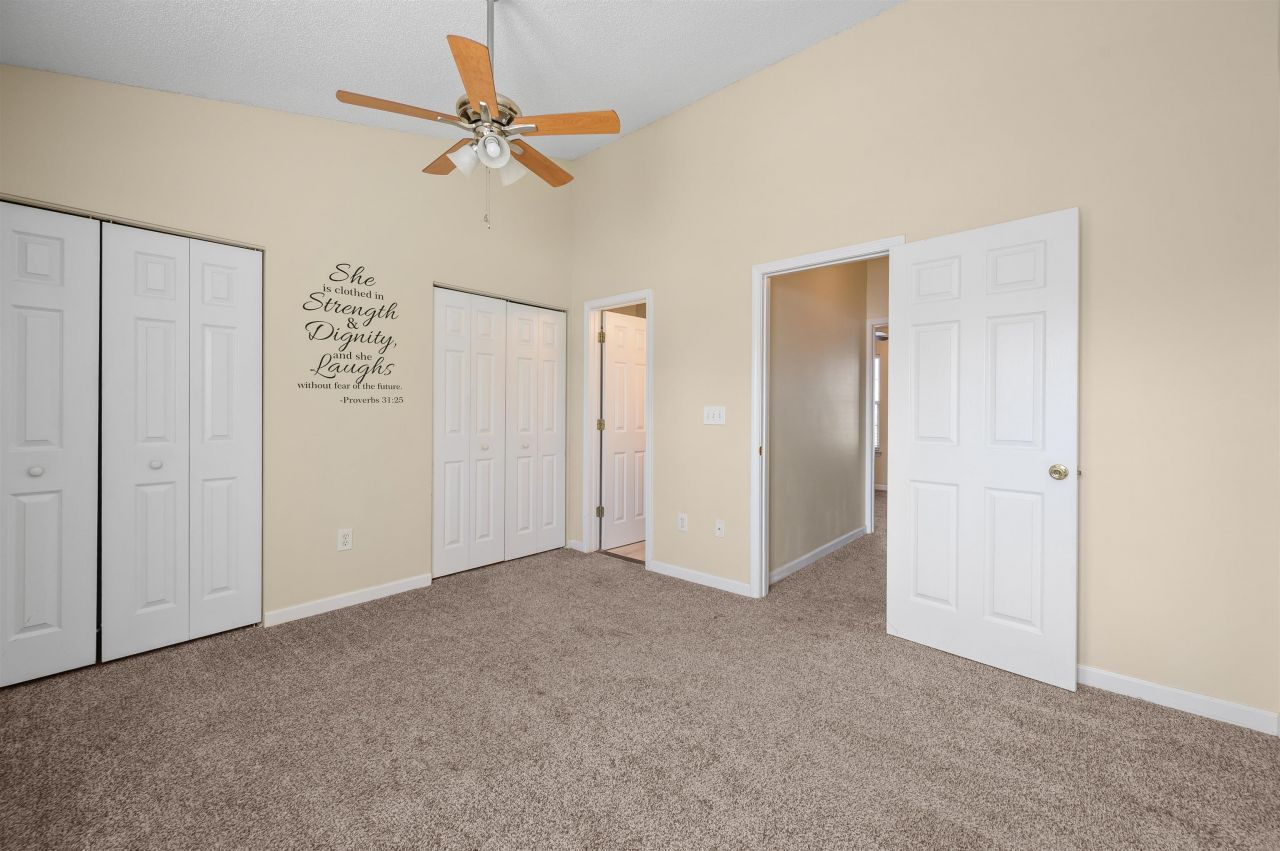 3585 Evergreen Way Photo 20