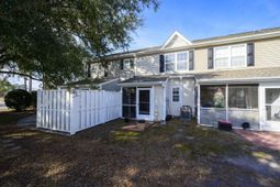 3585 Evergreen Way photo 4