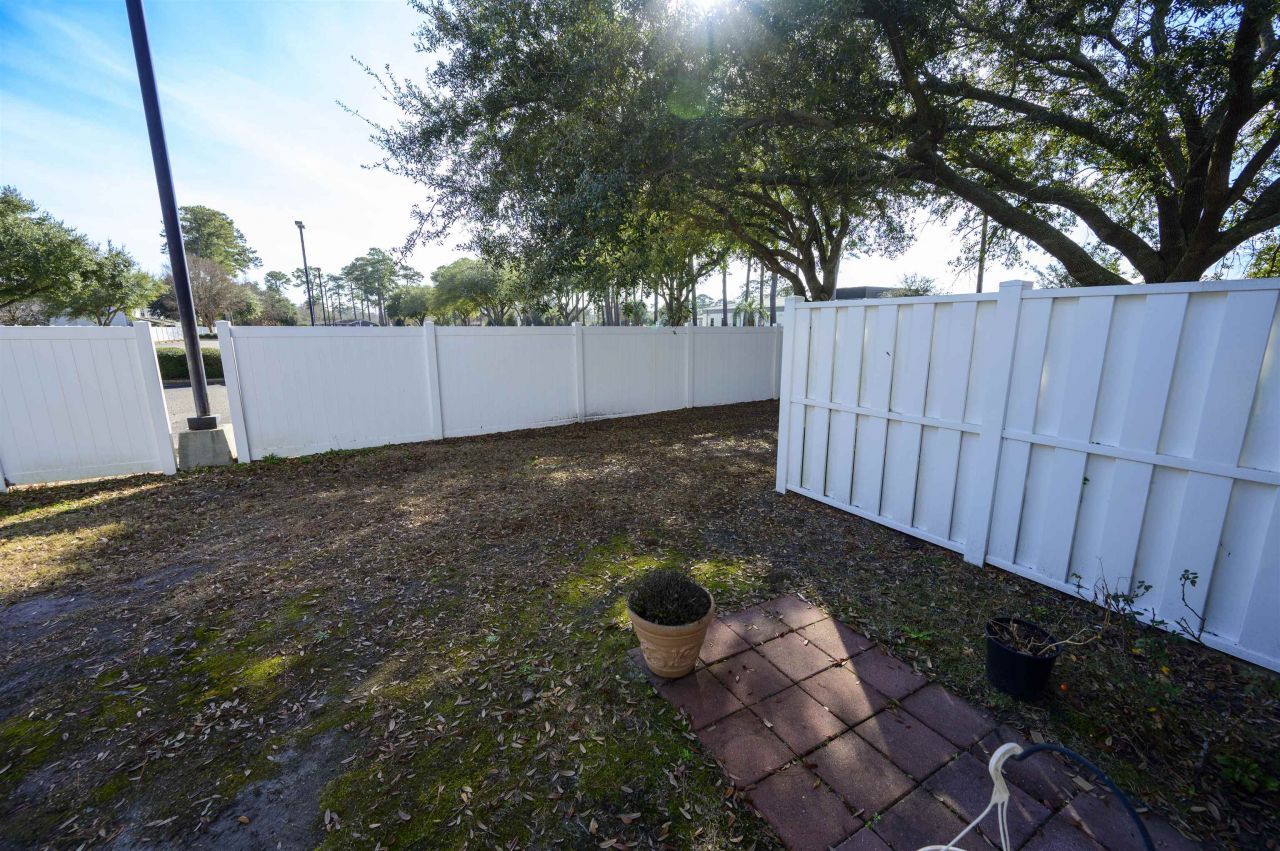 3585 Evergreen Way Photo 7