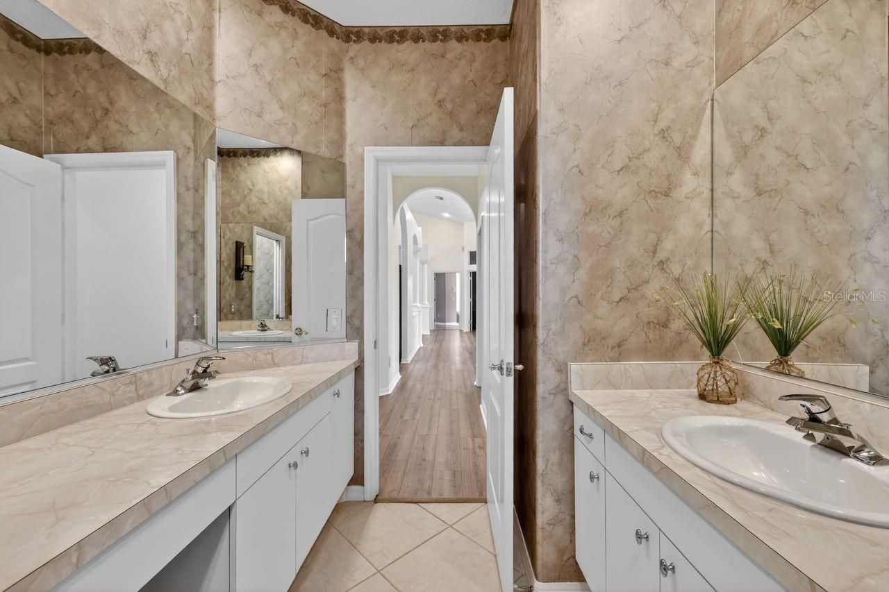 17312 Howling Wolf Run, Parrish, FL 34219 Photo