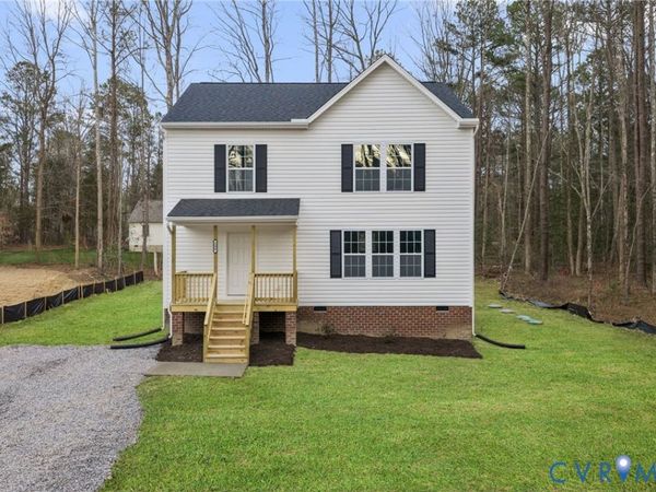 606 W Point Drive, Ruther Glen, VA 22546