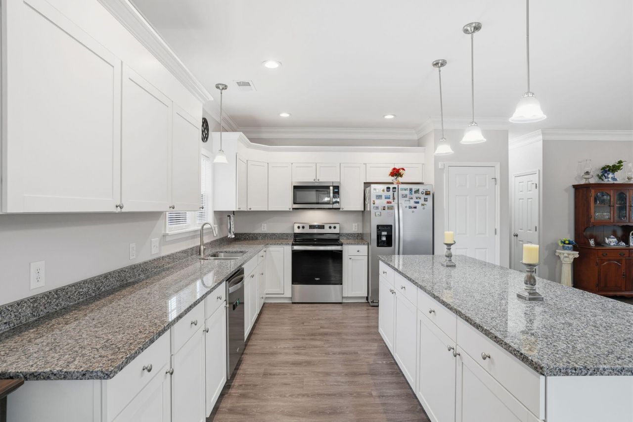 301 David Street Photo 11