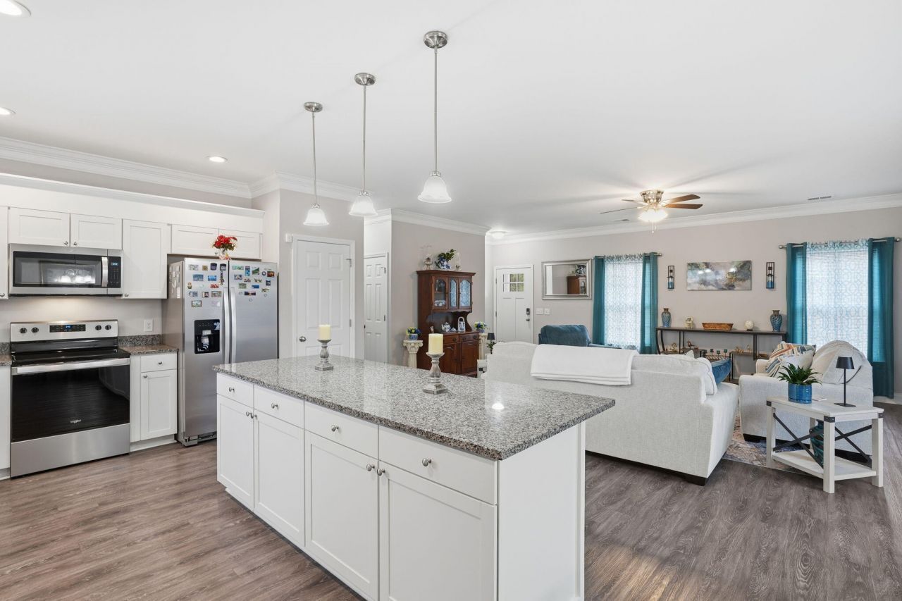 301 David Street Photo 15