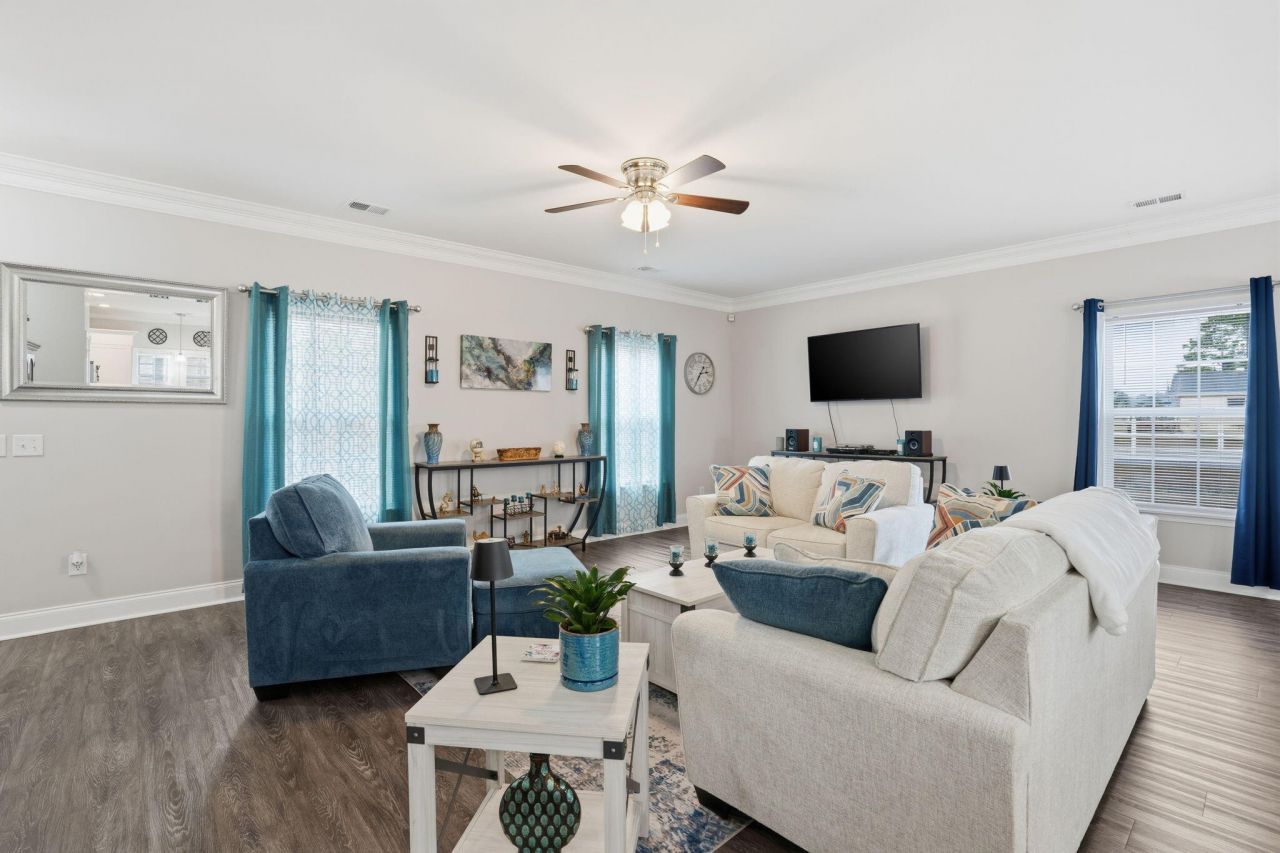 301 David Street Photo 6