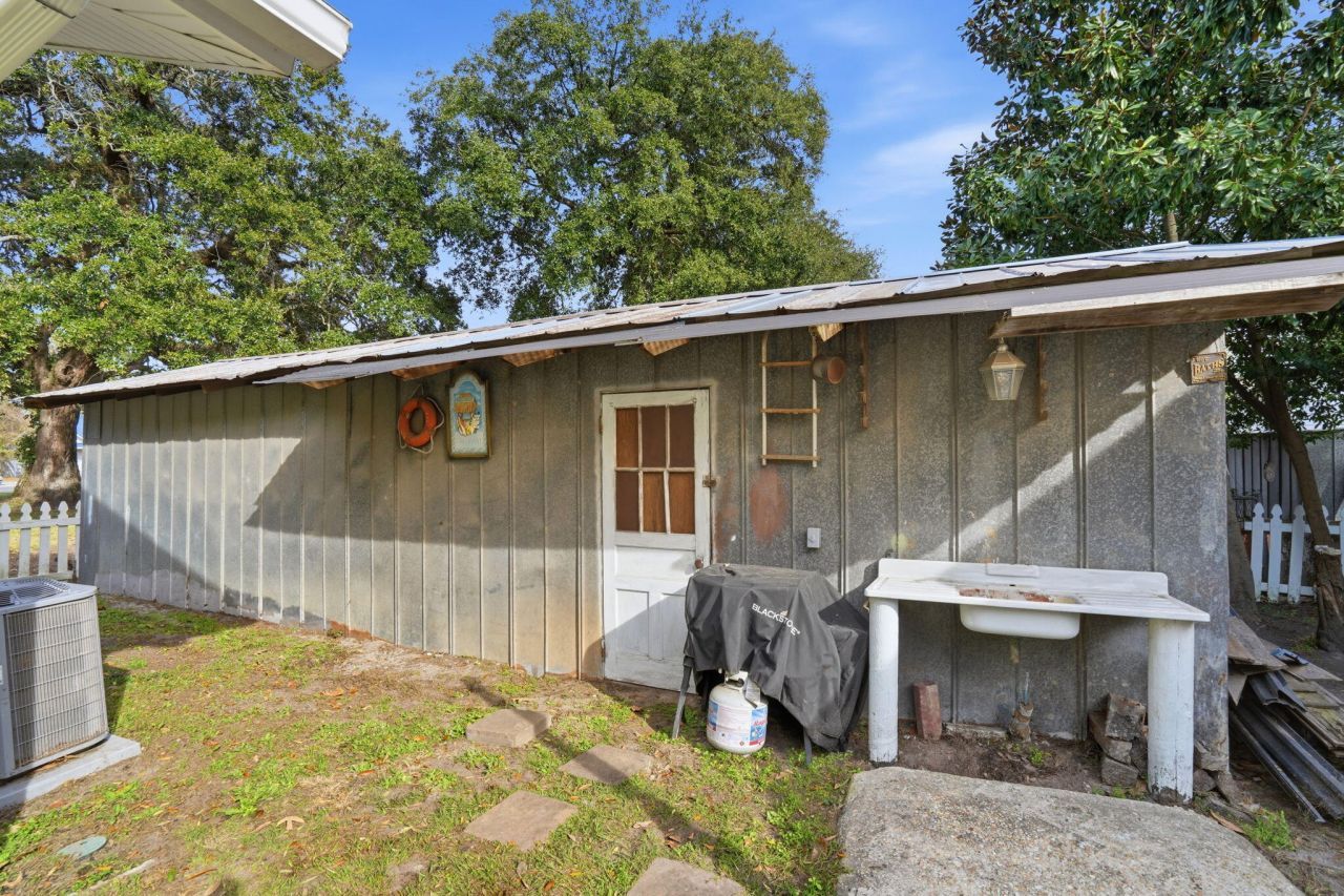 939 Black Oak Road Photo 28