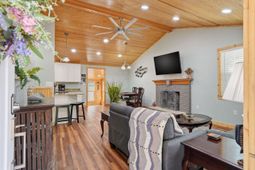 939 Black Oak Road photo 4