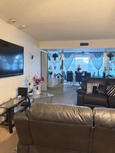 3525 Village Boulevard, Unit 405, West Palm Beach, FL 33409 Photo