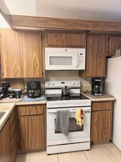 3525 Village Boulevard, Unit 405, West Palm Beach, FL 33409 Photo