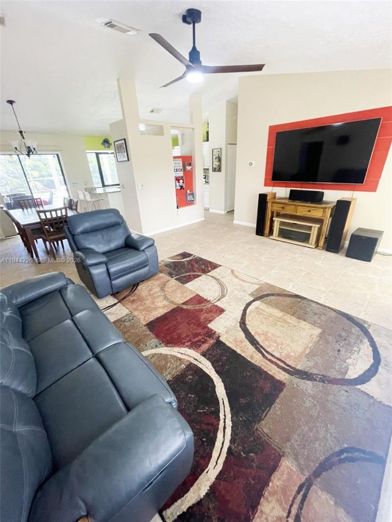 357 NE Gulfstream Ave, Unit -, Port Saint Lucie, FL 34983 Photo