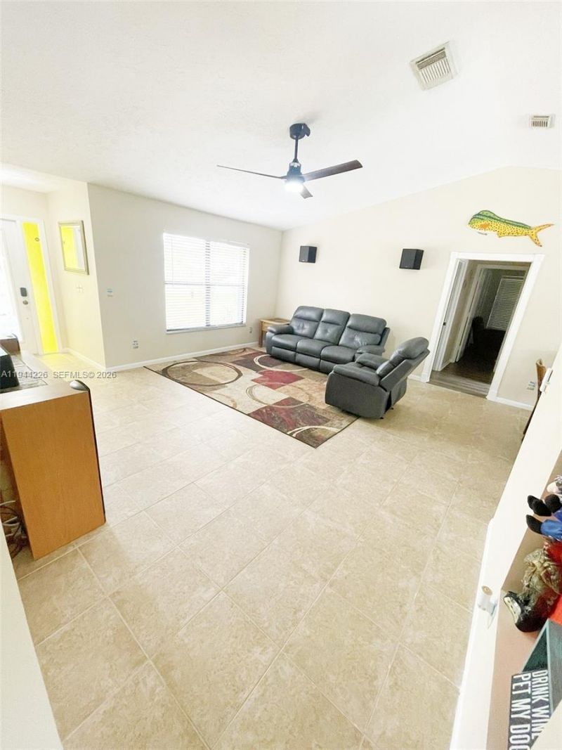 357 NE Gulfstream Ave, Unit -, Port Saint Lucie, FL 34983 Photo