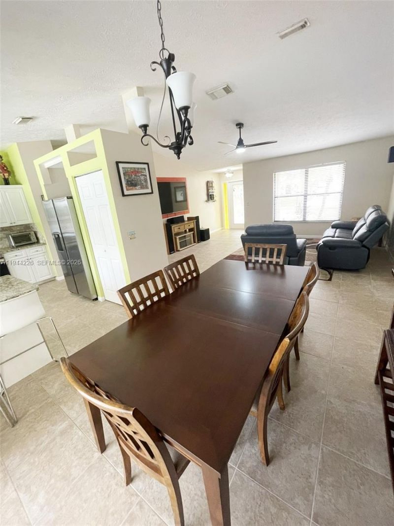 357 NE Gulfstream Ave, Unit -, Port Saint Lucie, FL 34983 Photo