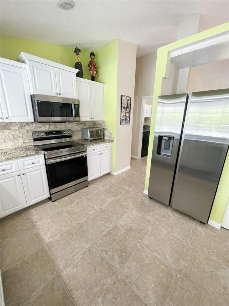 357 NE Gulfstream Ave, Unit -, Port Saint Lucie, FL 34983 Photo