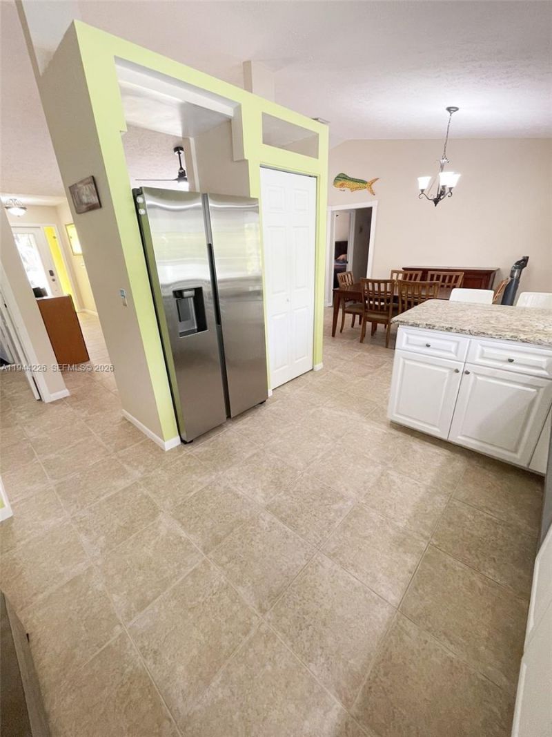 357 NE Gulfstream Ave, Unit -, Port Saint Lucie, FL 34983 Photo