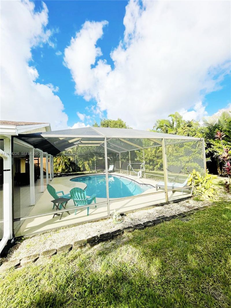 357 NE Gulfstream Ave, Unit -, Port Saint Lucie, FL 34983 Photo