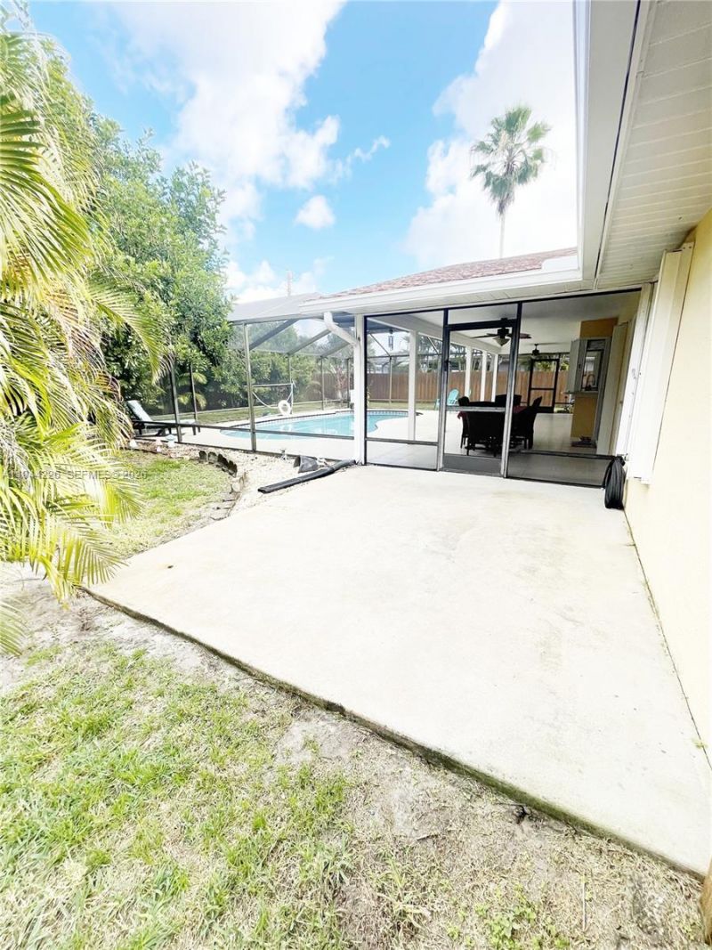 357 NE Gulfstream Ave, Unit -, Port Saint Lucie, FL 34983 Photo