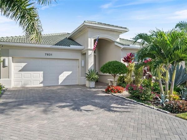 7831 Martino CIR, NAPLES, FL 34112