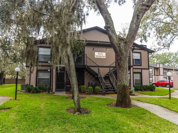 4009 NESTLE OAKS PLACE, Unit 104, TAMPA, FL 33613