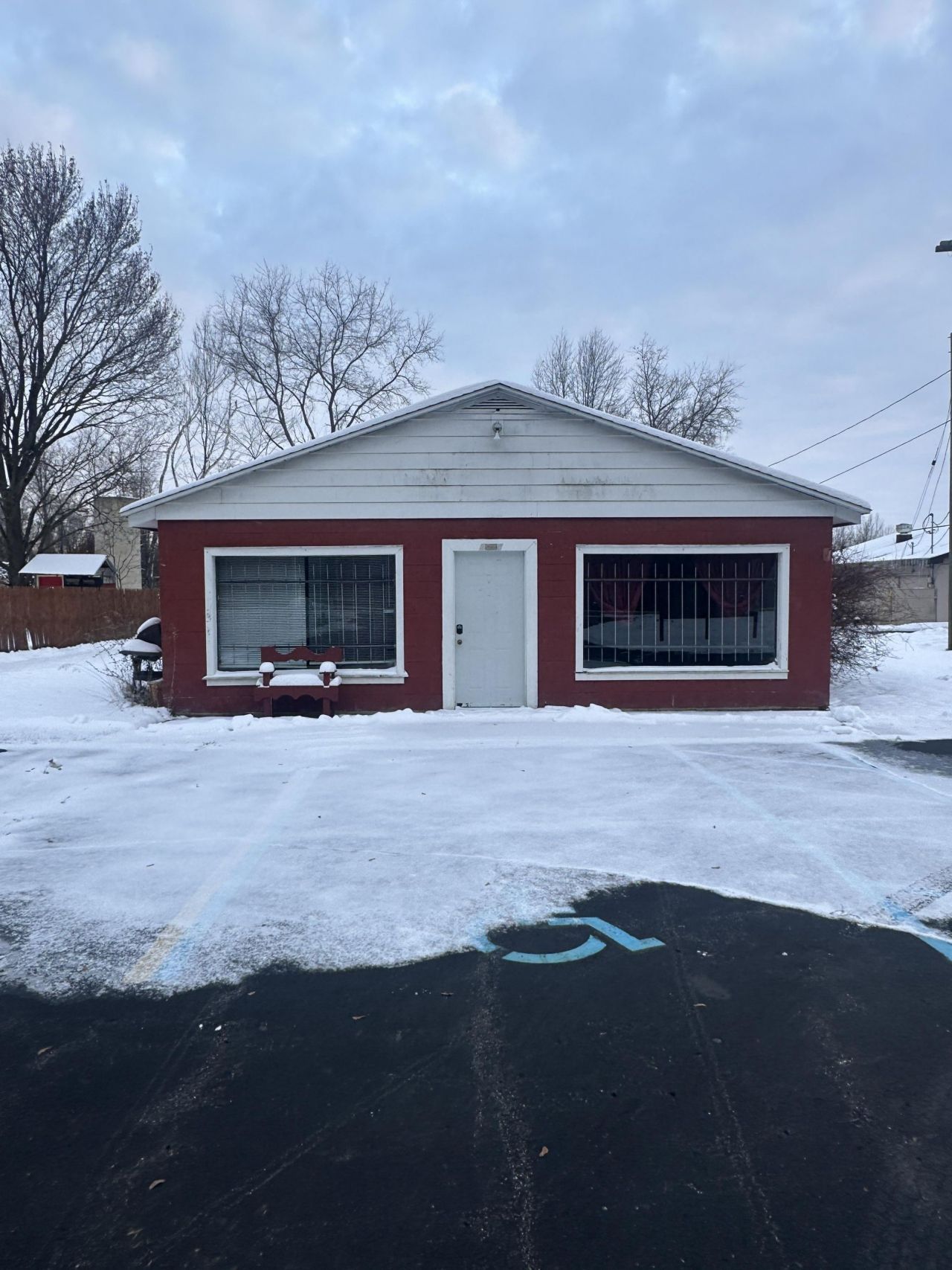 16987 W Michigan Avenue, Albion, MI 49224 Main Photo