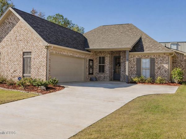 112 Serenity Lane, Pearl, MS 39208