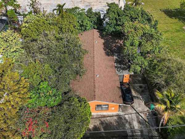 35 NE 53rd Street, Miami, FL 33137