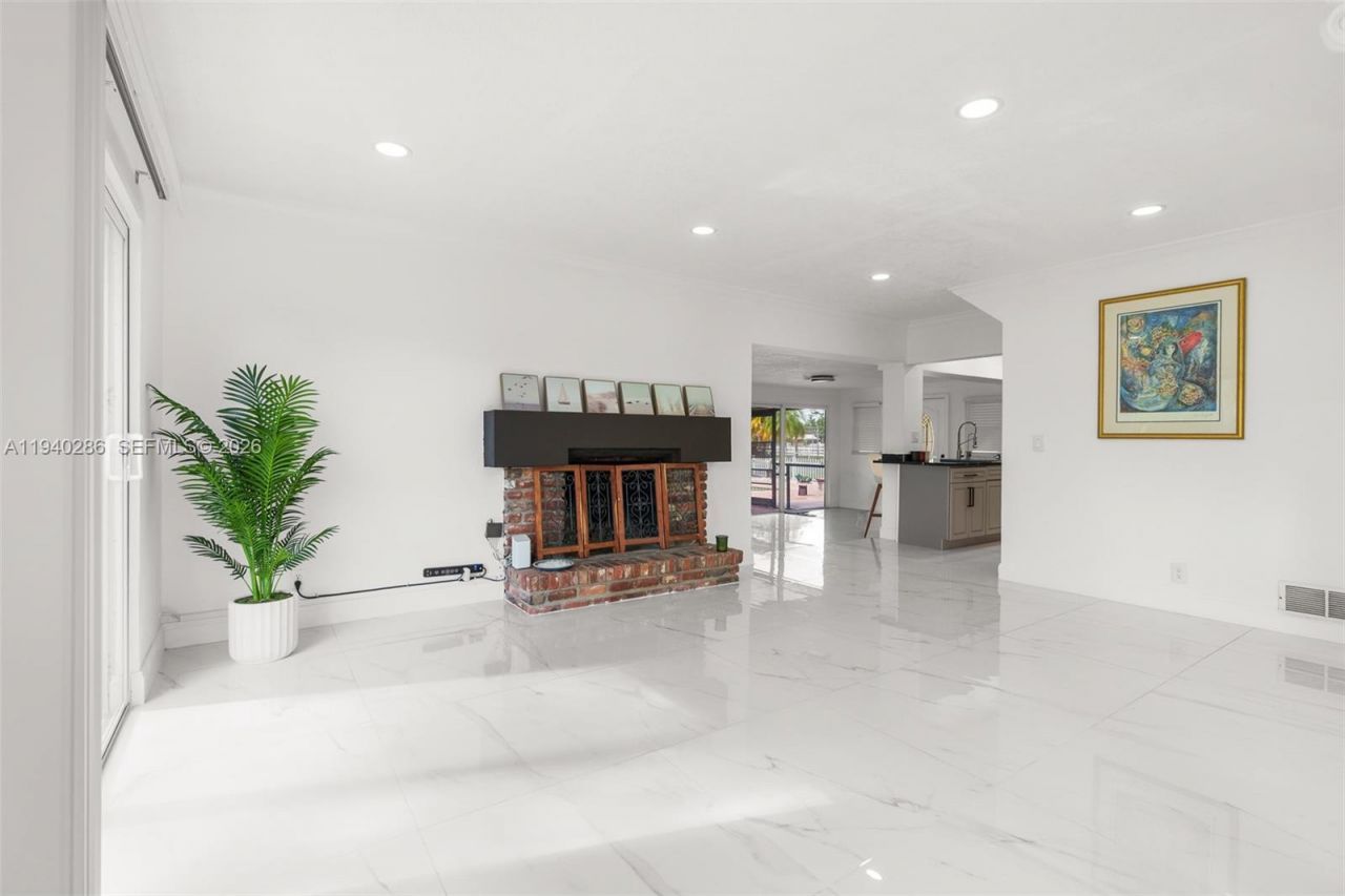 7601 NW 82nd Ter, Parkland, FL 33067 Photo