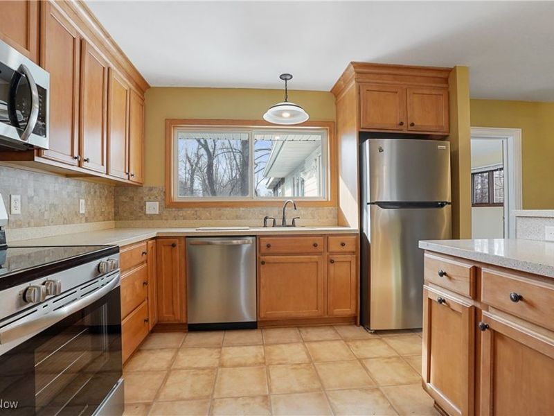 7429 Sylvan Drive, Kent, OH 44240 Photo 18