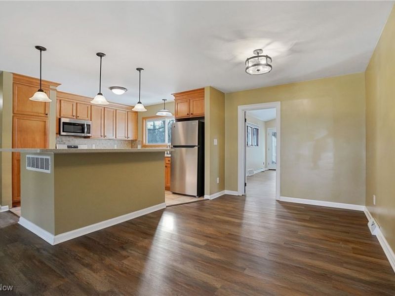 7429 Sylvan Drive, Kent, OH 44240 Photo 9