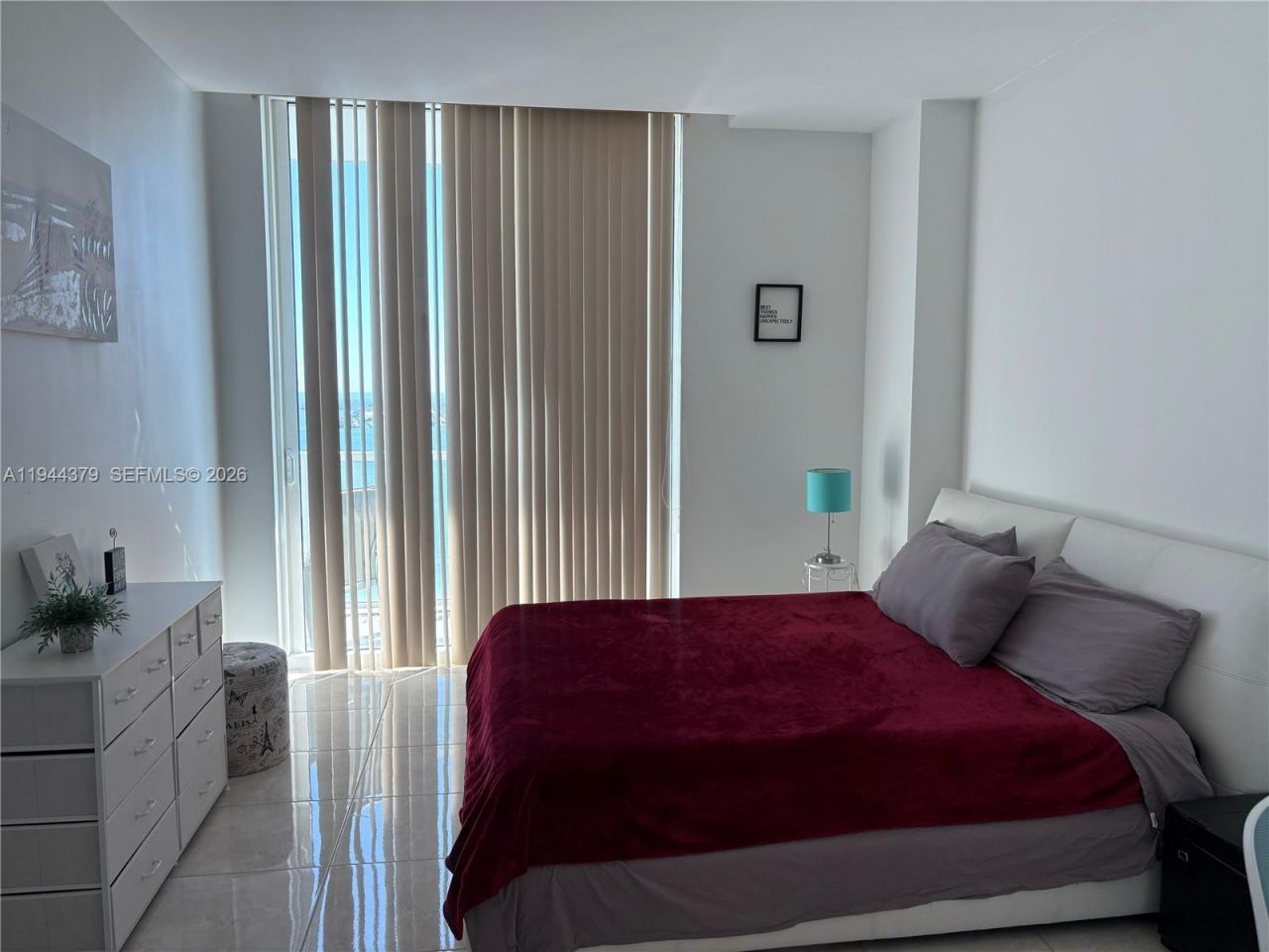 218 SE 14th St, Unit TS307, Miami, FL 33131 Photo