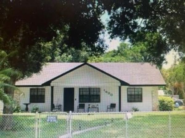 1600 N 44th St, Fort Pierce, FL 34947