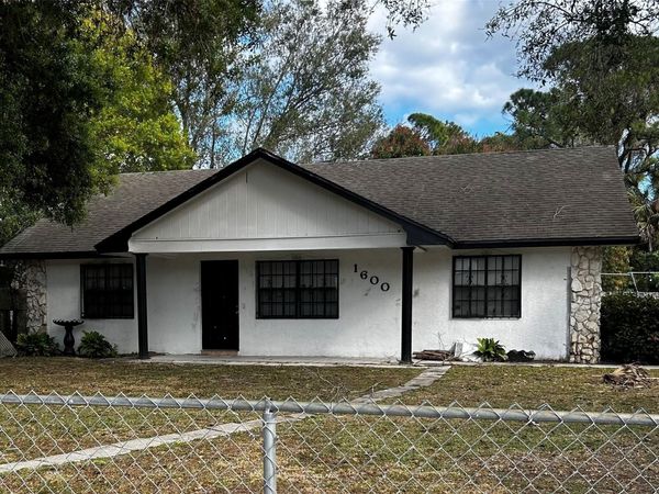 1600 N 44th Street, Fort Pierce, FL 34947