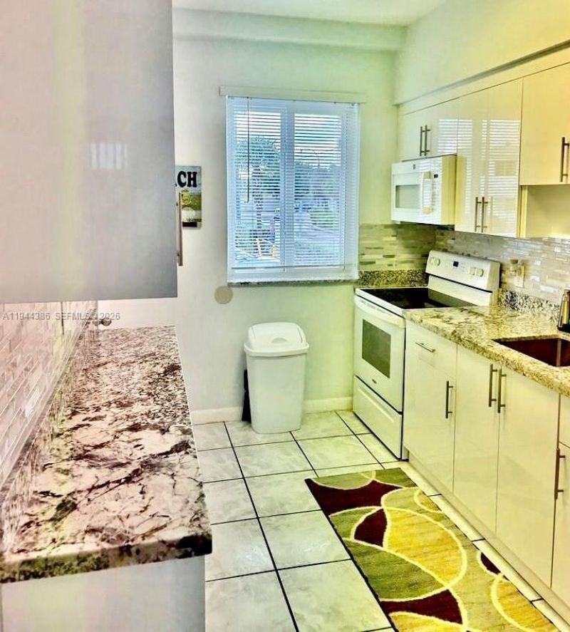 326 Harrison St , Unit 106A, Hollywood, FL 33019 Photo