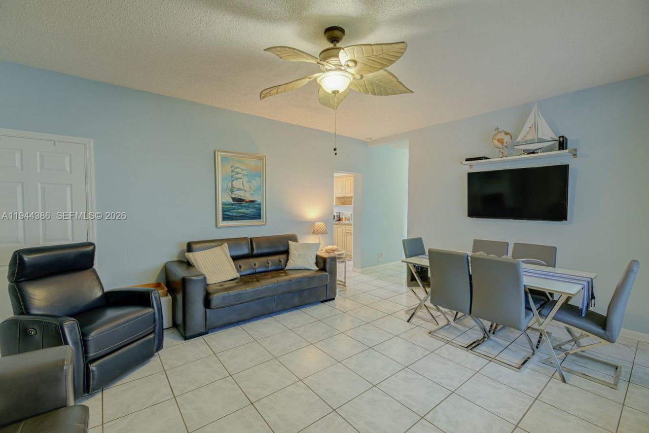 326 Harrison St , Unit 106A, Hollywood, FL 33019 Photo