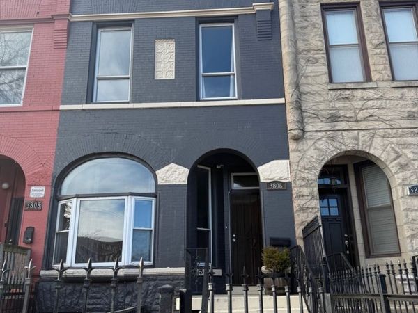 3806 S INDIANA Avenue, Chicago, IL 60653