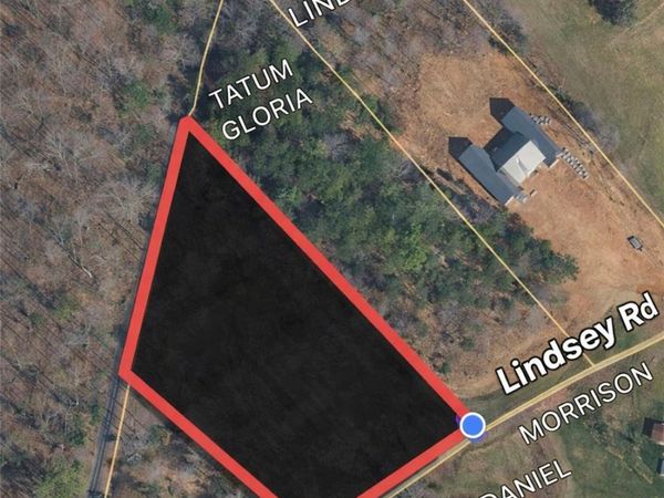 124 Lindsey Ridge Lane, Statesville, NC 28677