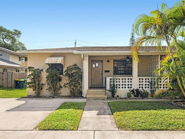 206 SE 5th St, Unit ., Dania Beach, FL 33004