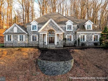 624 CARRINGTON COURT, HUMMELSTOWN, PA 17036