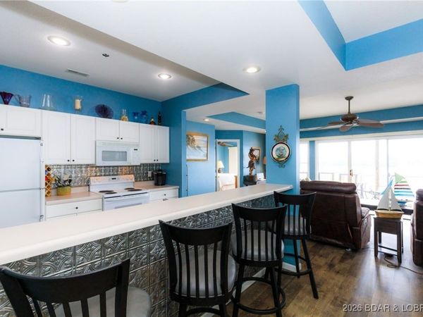 607 E Harbour Towne Drive, Unit E-607, Lake Ozark, MO 65049