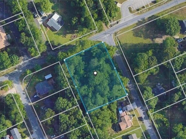 8900 Oak Lawn Street, Richmond, VA 23237