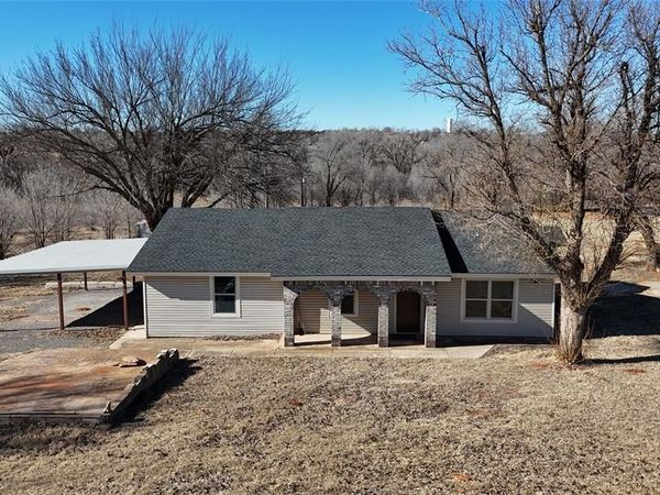523 S 1st Street, Lookeba, OK 73053